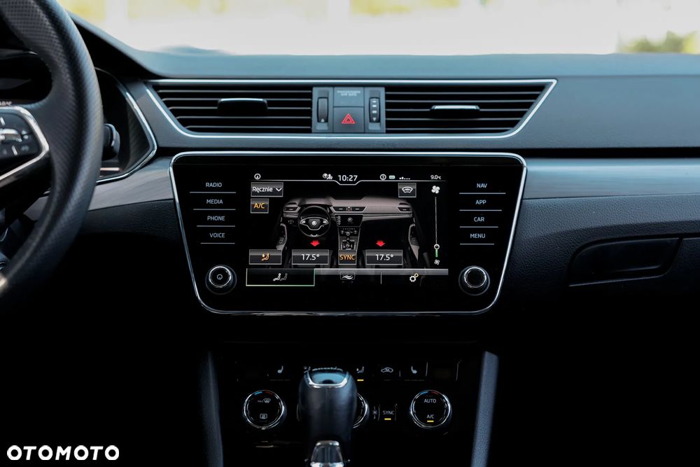 Skoda Superb 2.0 TSI Style DSG - 19