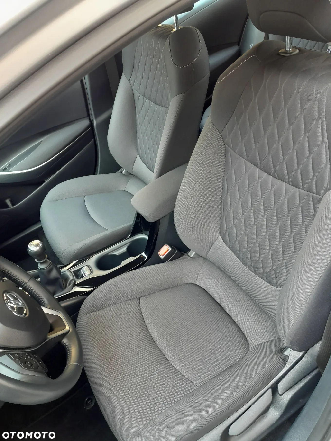 Toyota Corolla 1.5 Comfort - 19