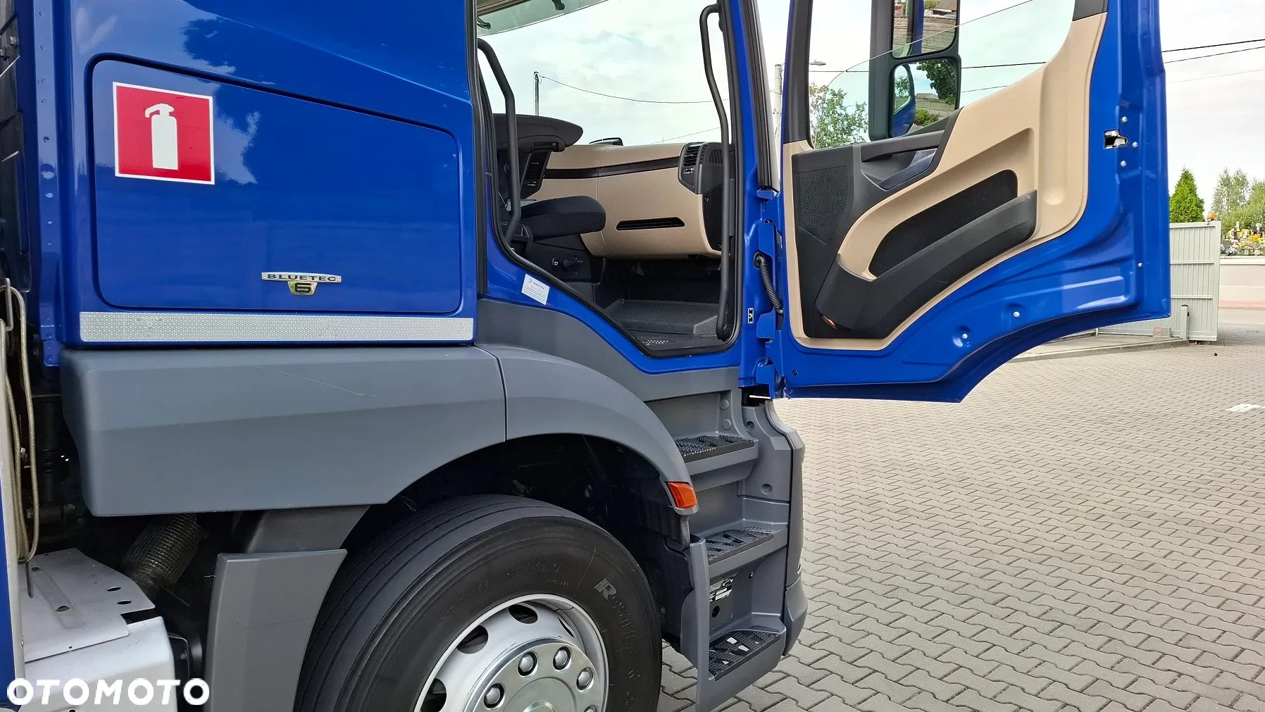 Mercedes-Benz ACTROS 1824 / PEŁNY ADR / RAMA POD ZABUDOWE 5.22 / DMC 18000 / MAŁO UŻYWANY ! - 23