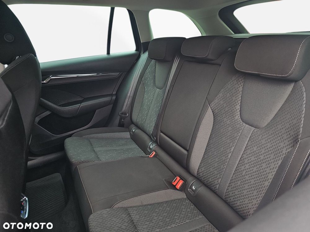 Skoda Octavia 2.0 TDI 4x4 Style DSG - 18
