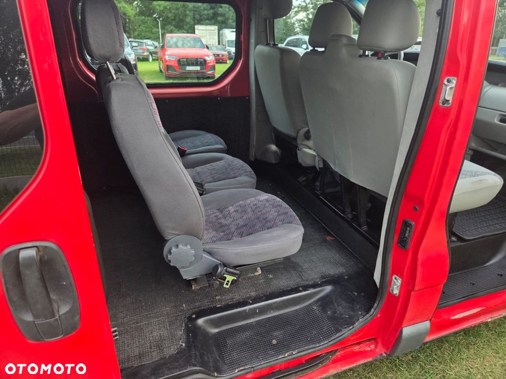 Opel vivaro - 18
