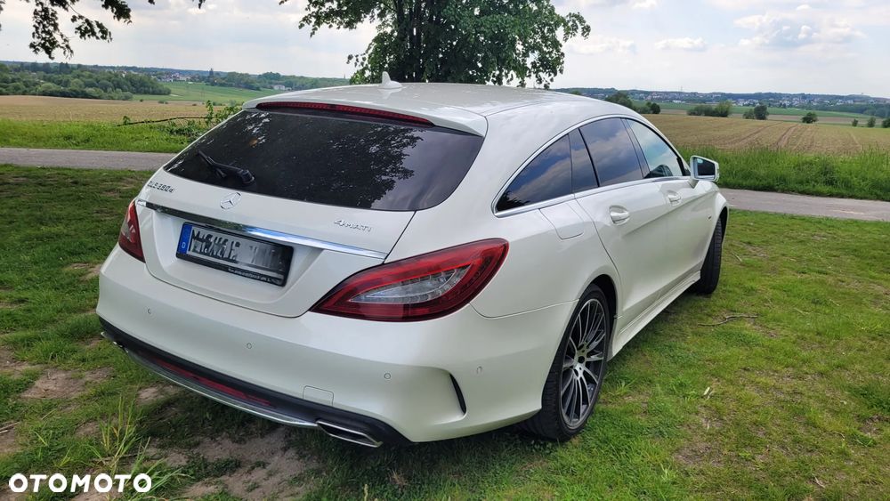 Mercedes-Benz CLS - 7