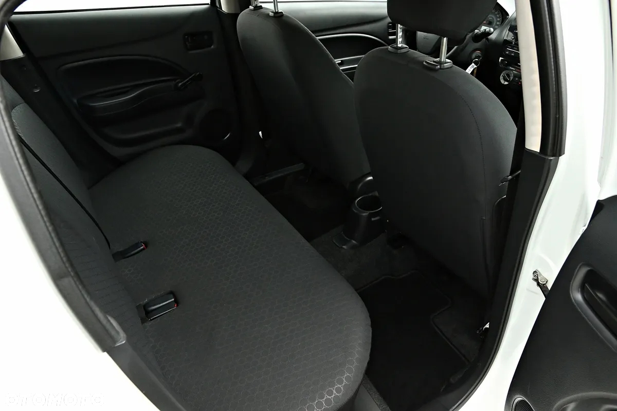 Mitsubishi Space Star - 36