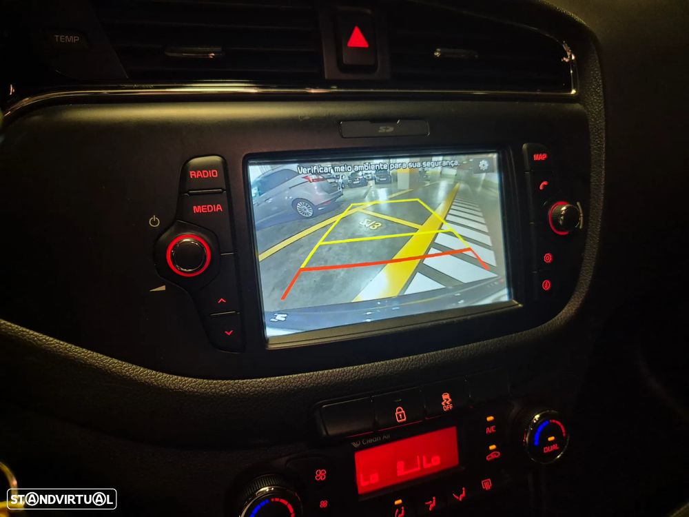Kia Ceed SW 1.6 CRDi GT Line - 23