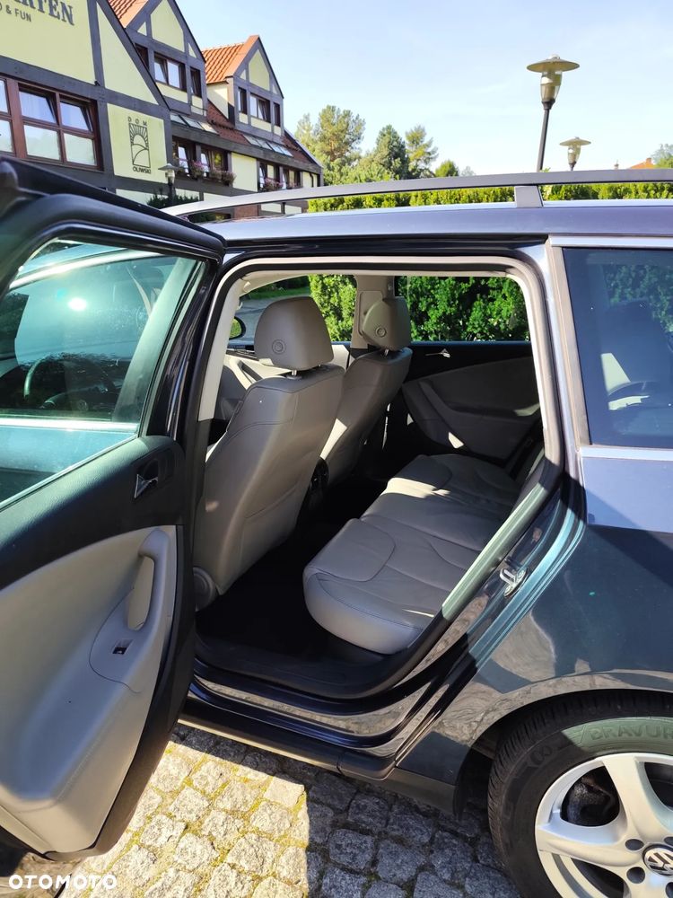 Volkswagen Passat - 14