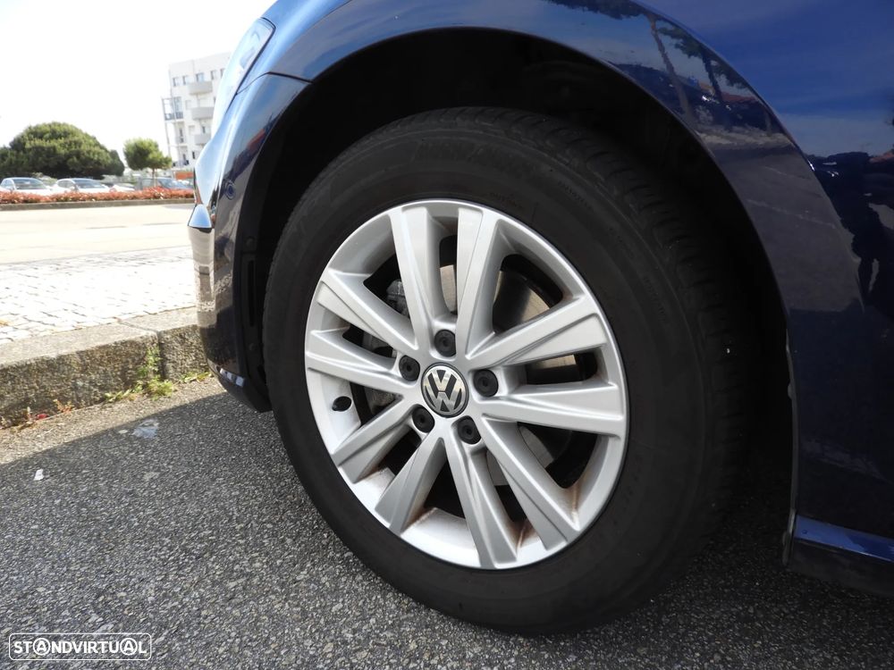 VW e-Golf AC/DC - 10