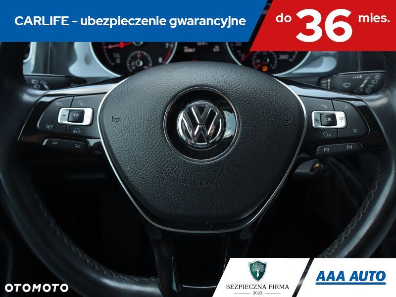 Volkswagen Golf - 19