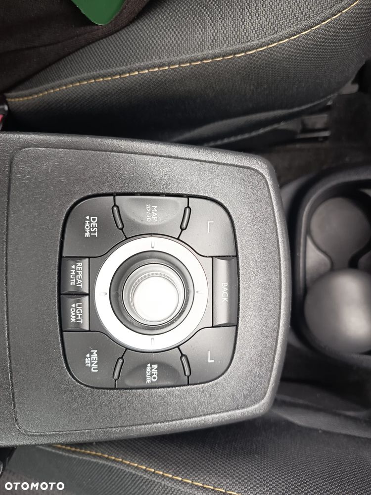 Renault Grand Scenic 2.0 16V 140 CVT Dynamique - 26