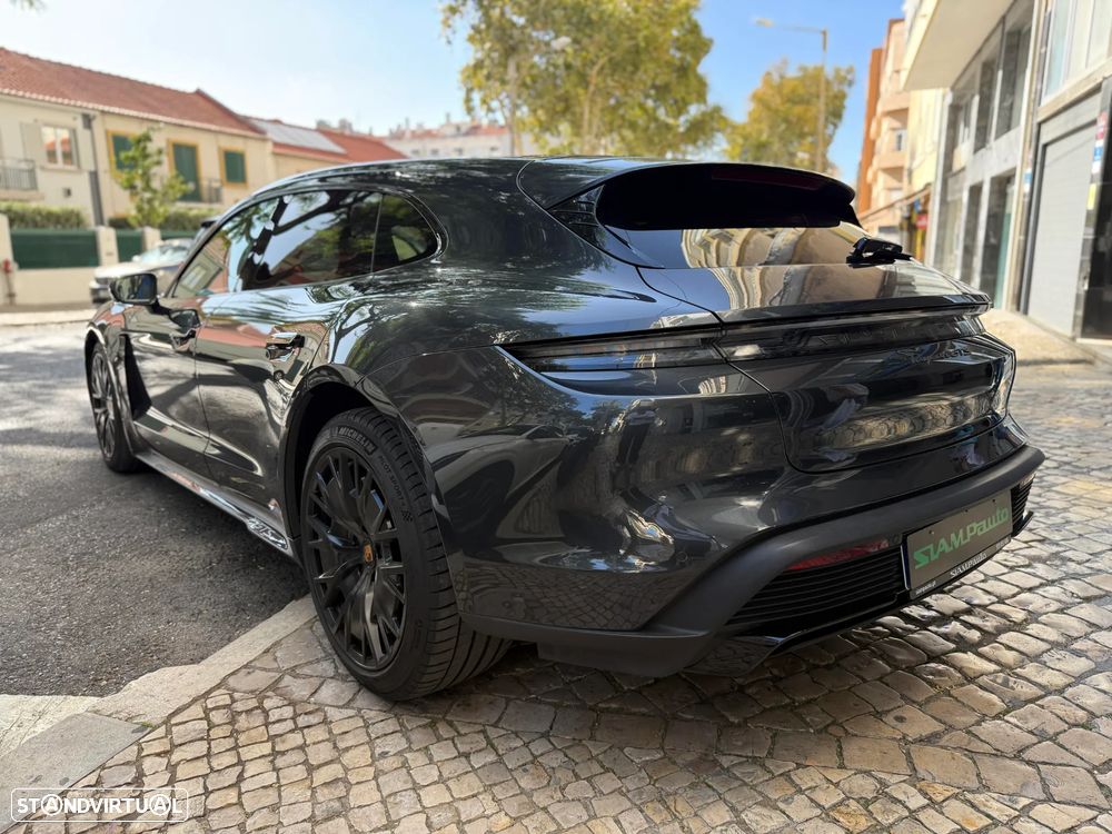 Porsche Taycan GTS - 5