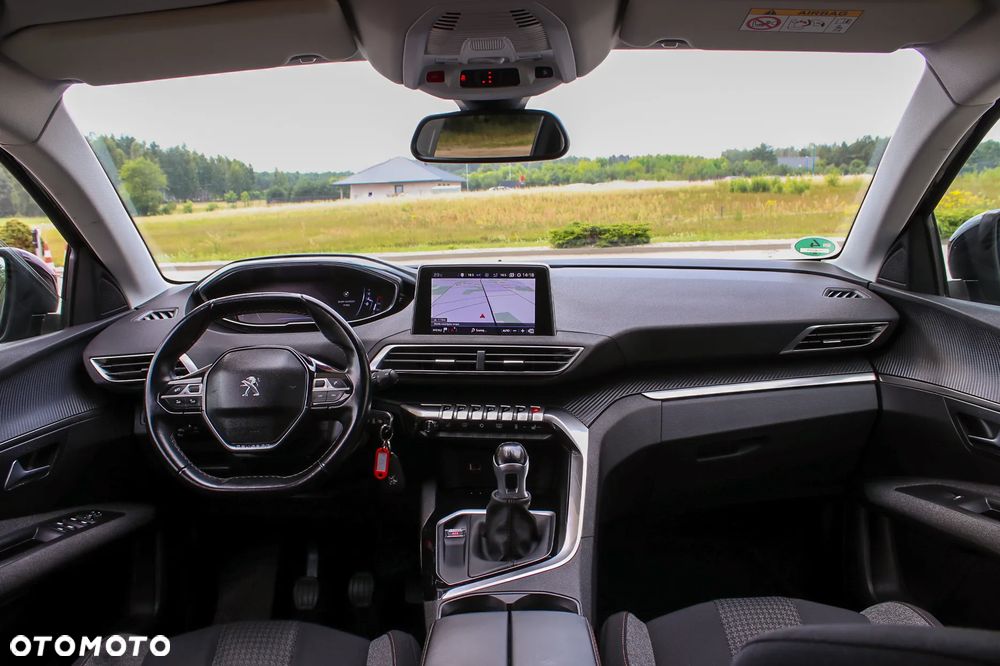 Peugeot 3008 - 18