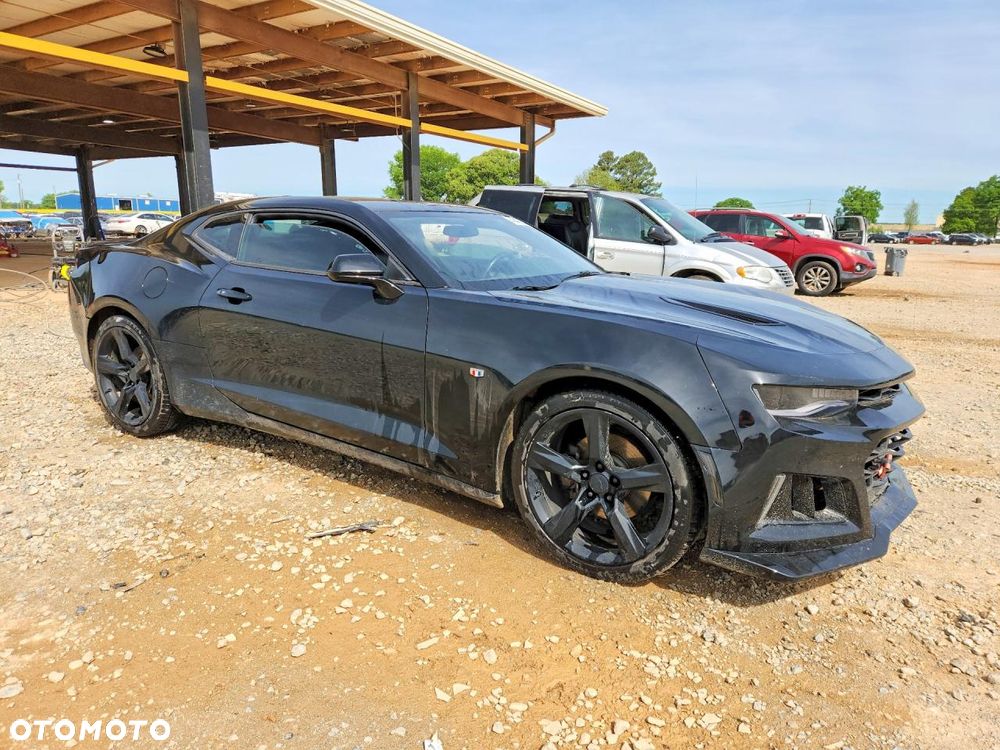 Chevrolet Camaro - 1