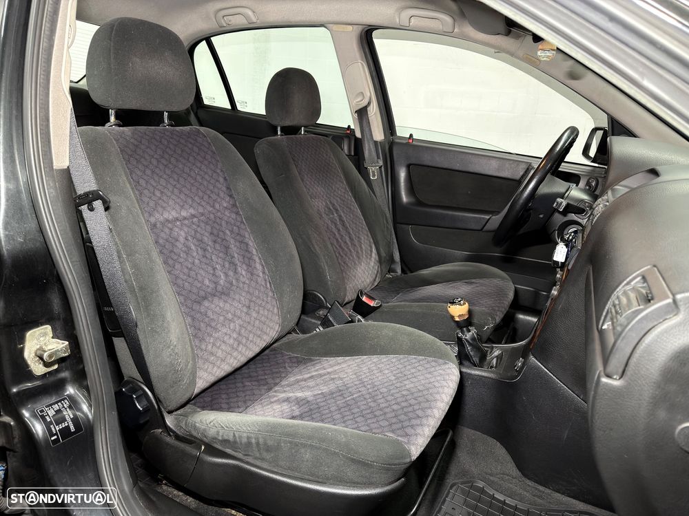 Opel Astra 1.4 Sport - 9