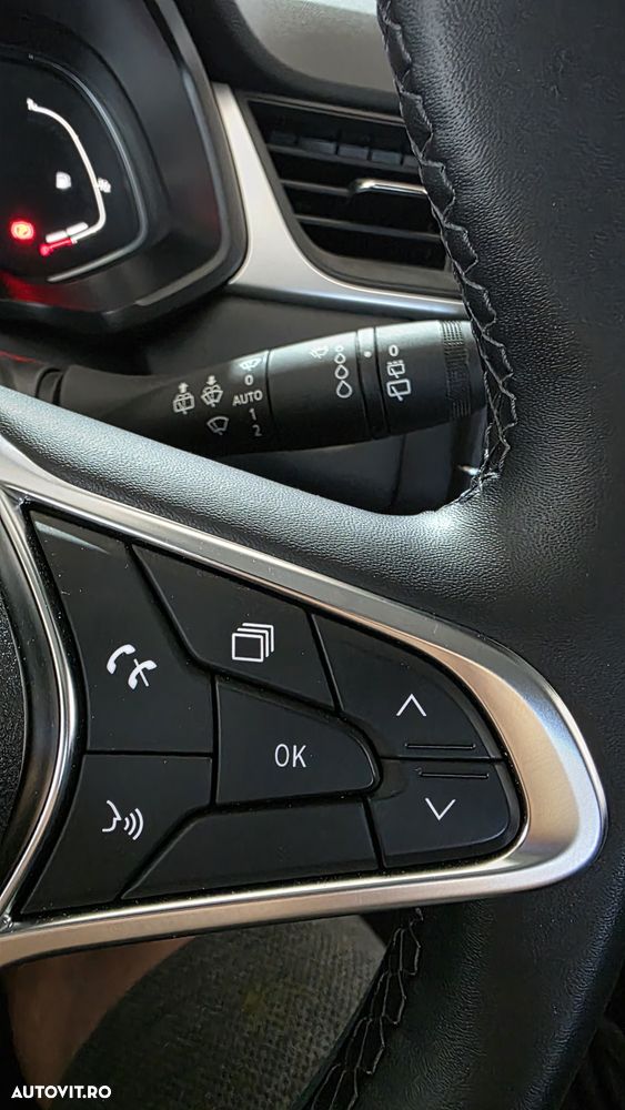 Renault Captur E-TECH Full 145 E-Tech Engineered - 13