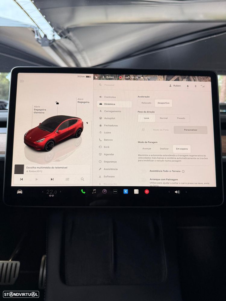 Tesla Model Y Performance Dual Motor AWD - 23