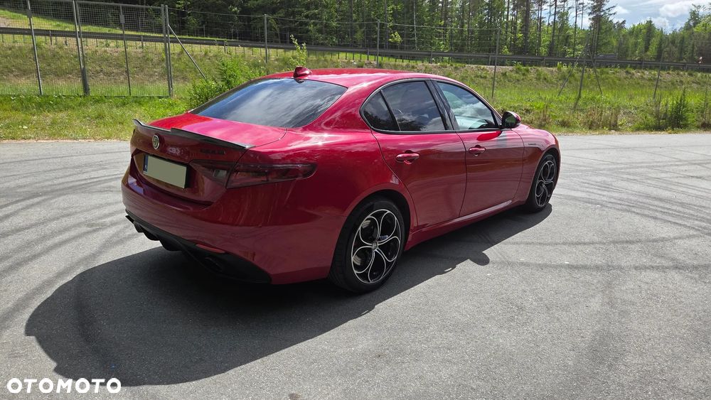 Alfa Romeo Giulia 2.0 Turbo Veloce Q4 - 4