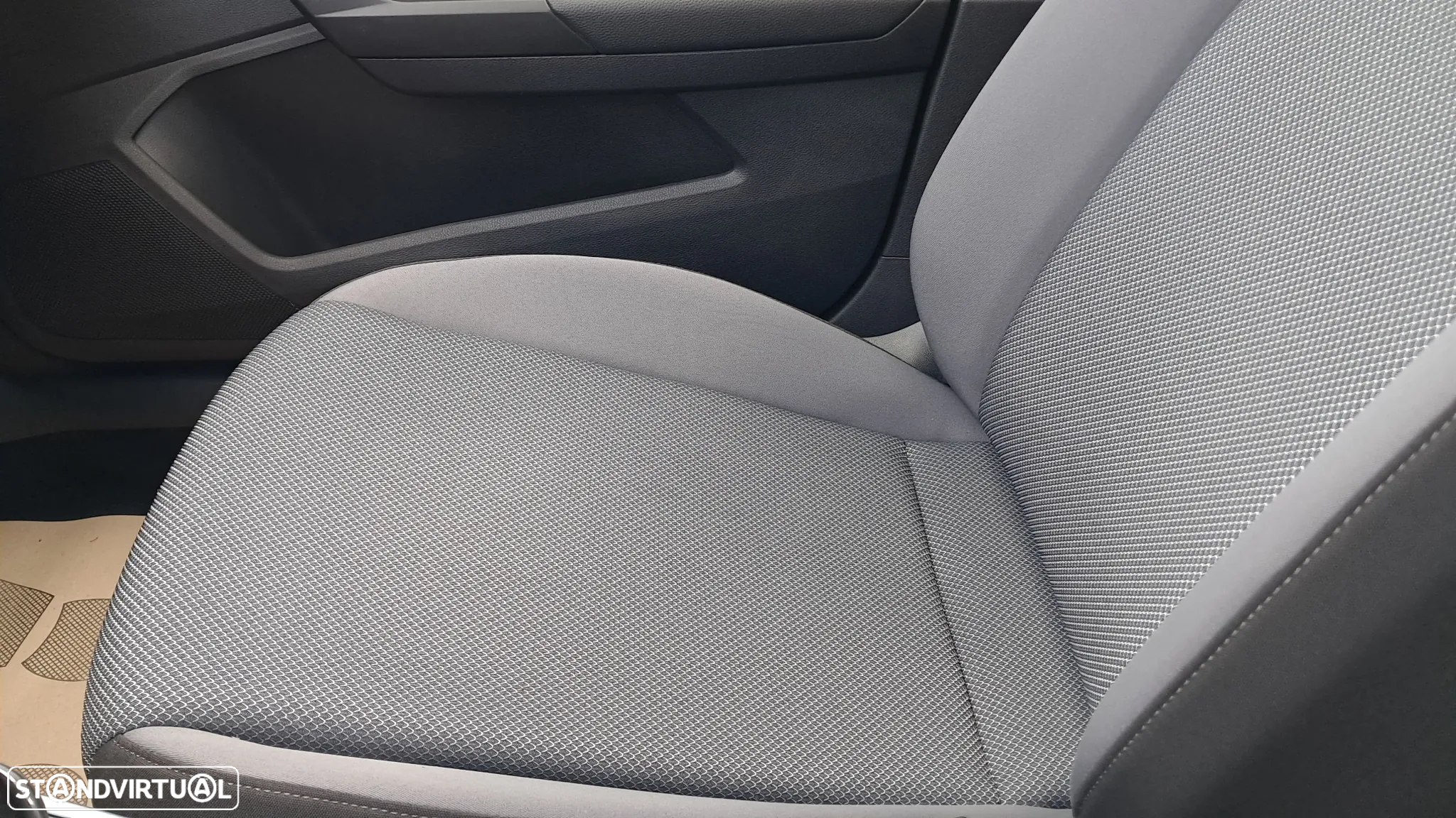 SEAT Arona 1.0 TSI Xcellence - 35