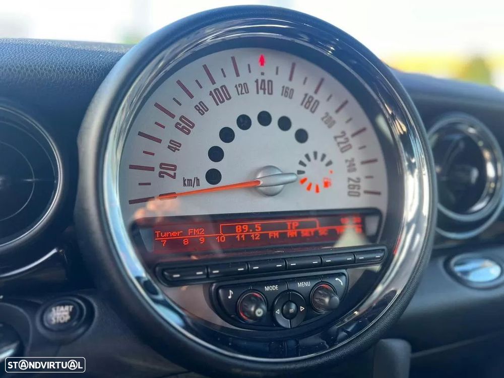 MINI 3 Portas Cooper S - 8