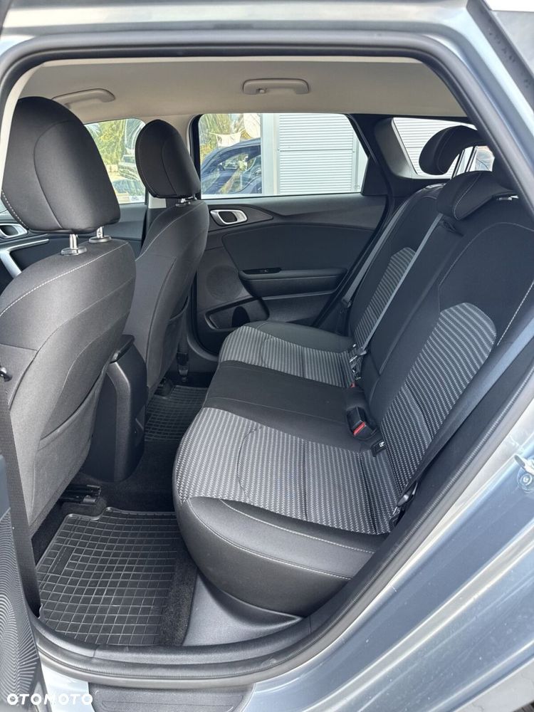 Kia Ceed 1.5 T-GDI M - 25