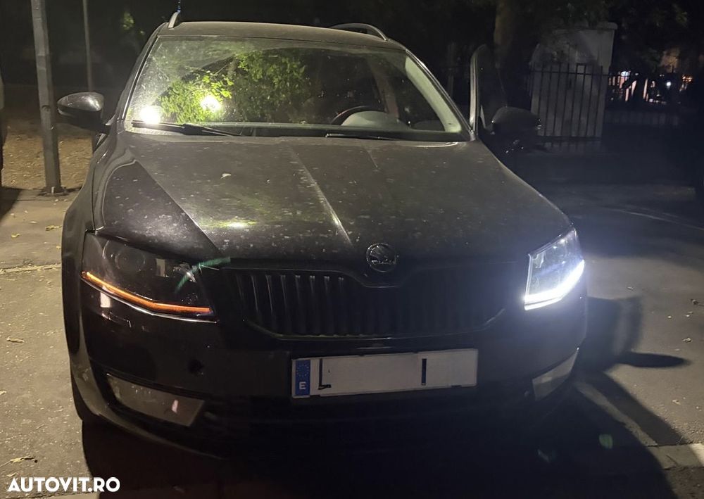 Skoda Octavia 1.6 TDI DSG Ambition - 3