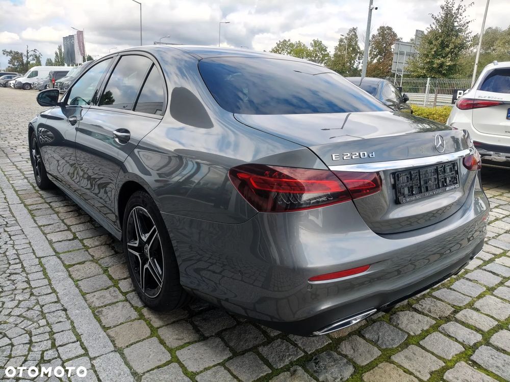 Mercedes-Benz Klasa E 220 d 4-Matic AMG - 4