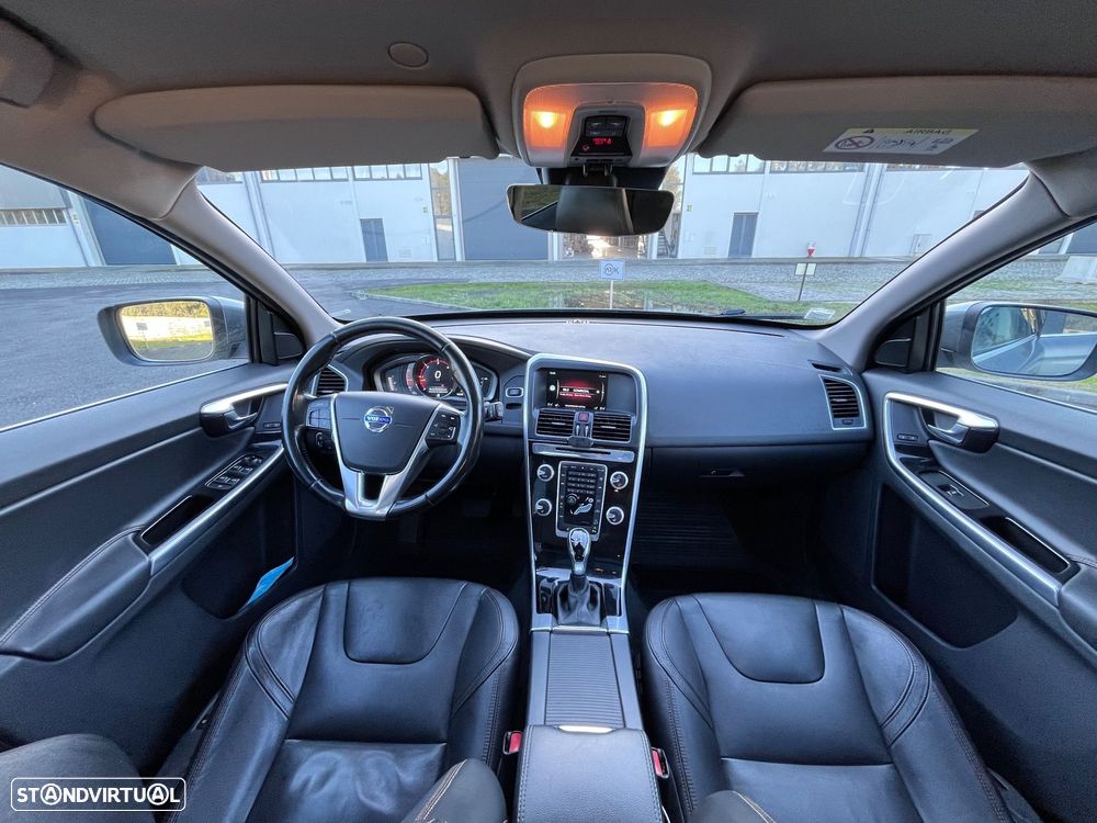 Volvo XC 60 D4 AWD Geartronic Summum - 15