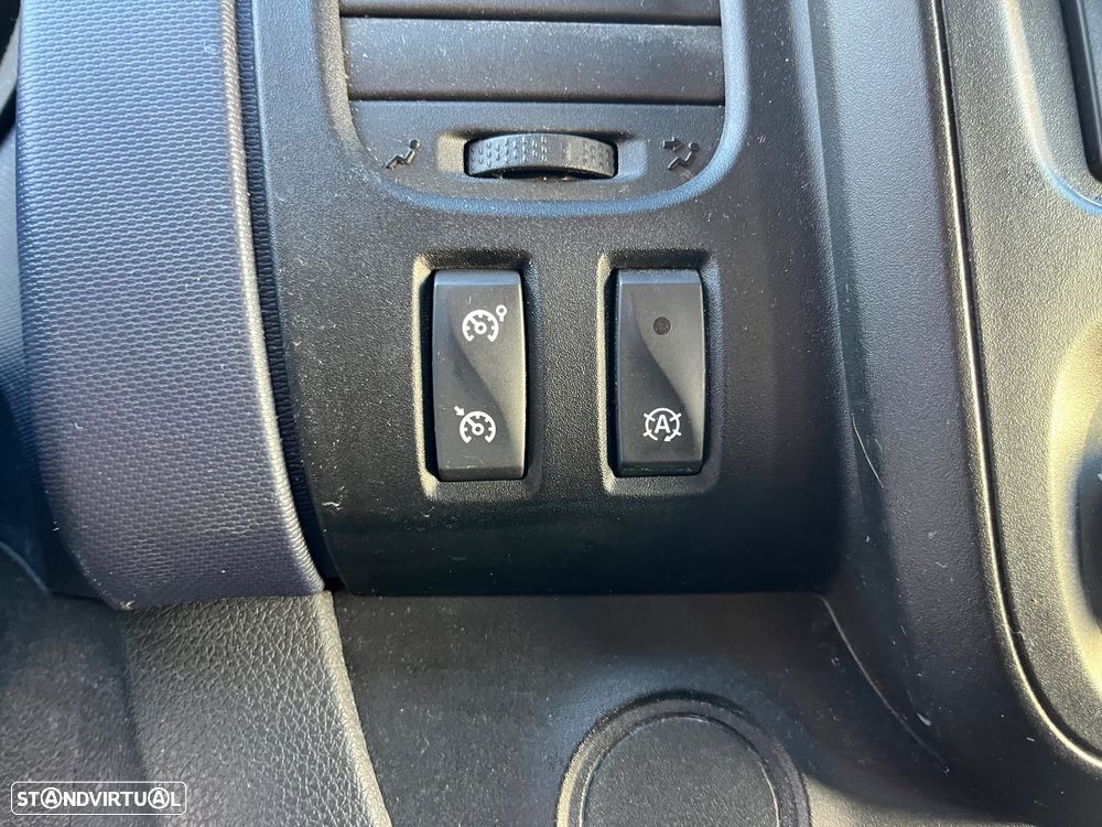 Opel Vivaro 1.6 Cdti Biturbo cabine dupla - 49