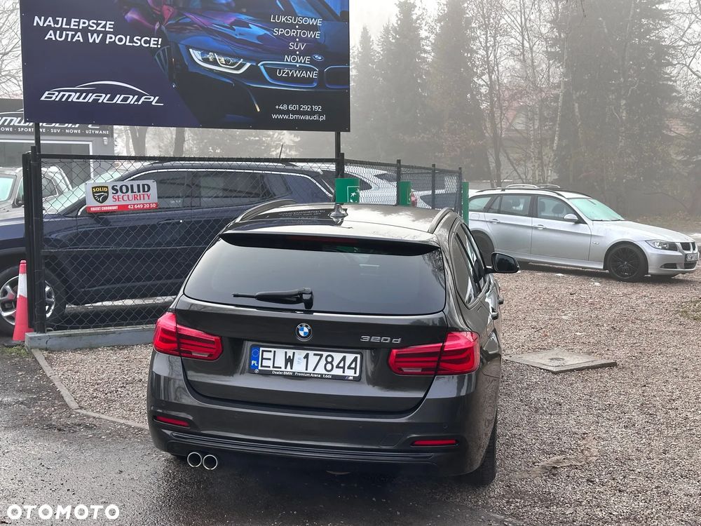 BMW Seria 3 320d Sport Line - 10