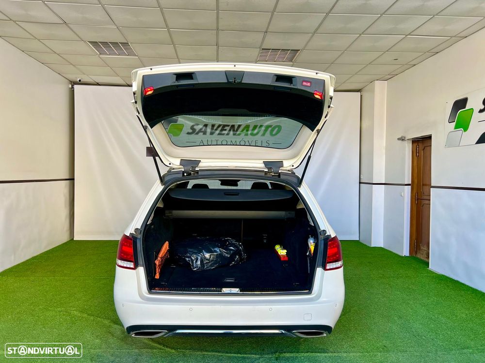 Mercedes-Benz E 300 - 40