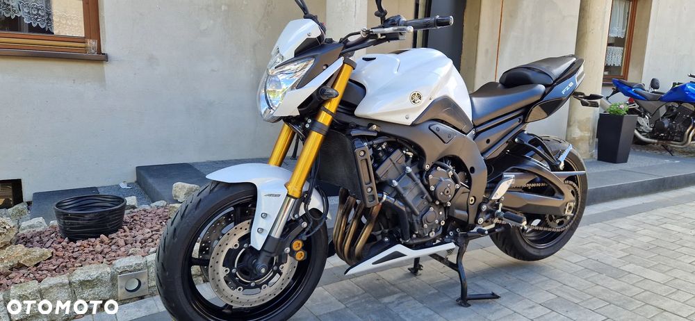 Yamaha FZ8 - 15