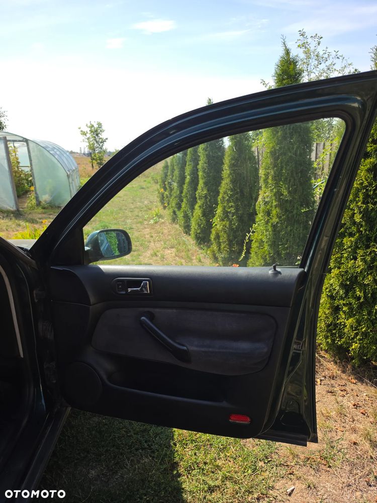 Volkswagen Golf 1.6 Comfortline - 9