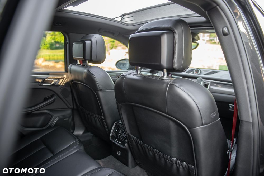 Porsche Macan Standard - 16
