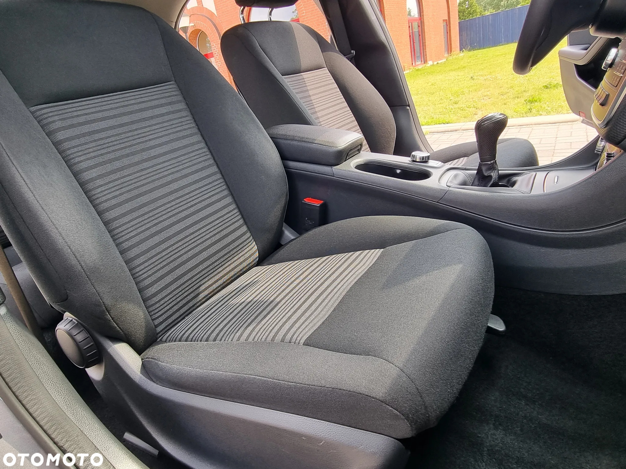 Mercedes-Benz Klasa A 180 CDI (BlueEFFICIENCY) AMG Sport - 39
