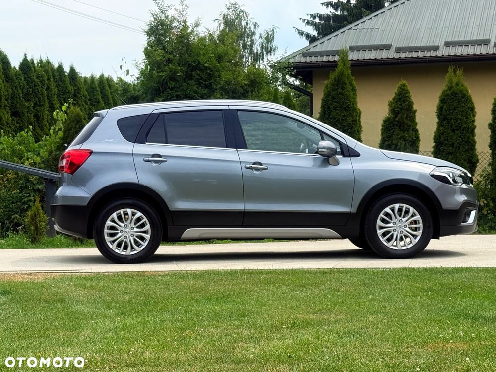 Suzuki S-Cross - 4