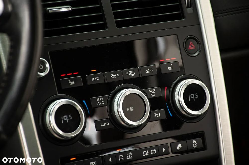 Land Rover Discovery Sport - 18