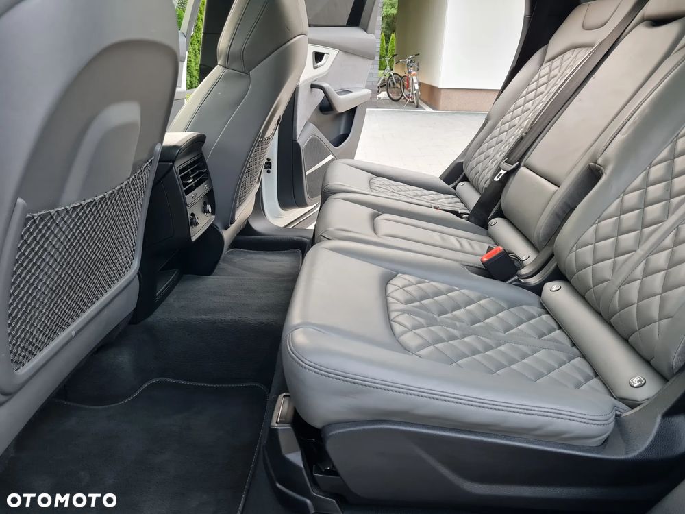 Audi Q7 50 TDI mHEV Quattro S Line Tiptr - 22