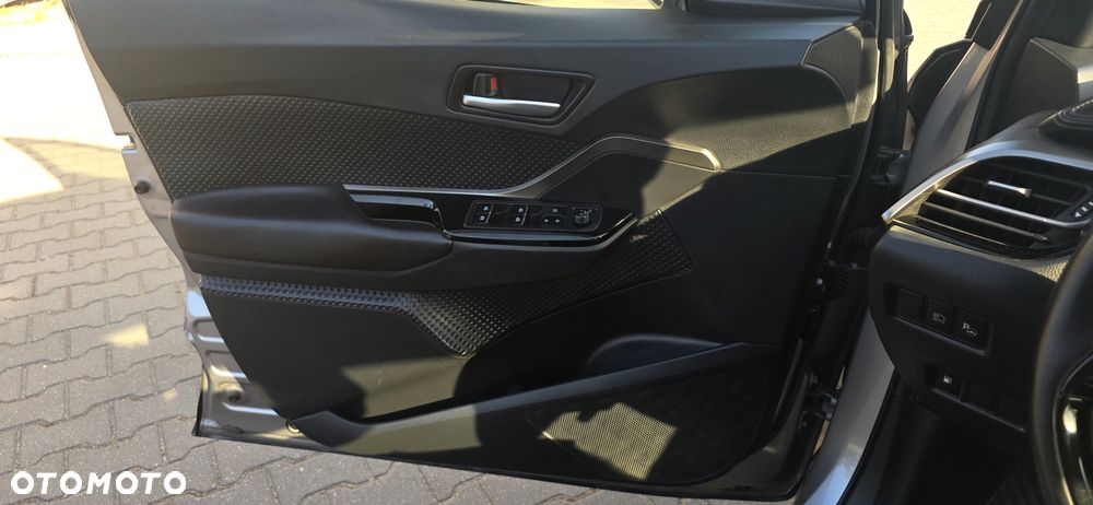 Toyota C-HR - 21