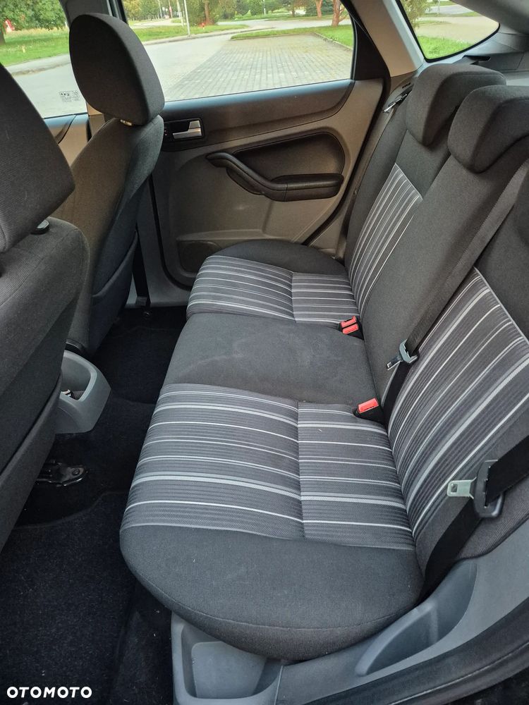 Ford Focus 1.8 FF Trend - 7