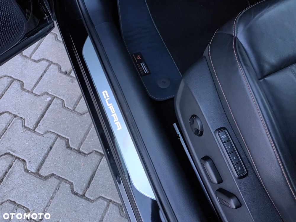 Cupra Formentor 1.5 TSI DSG - 25