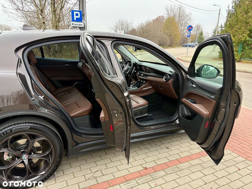 Alfa Romeo Stelvio 2.0 Turbo Super Q4 - 16