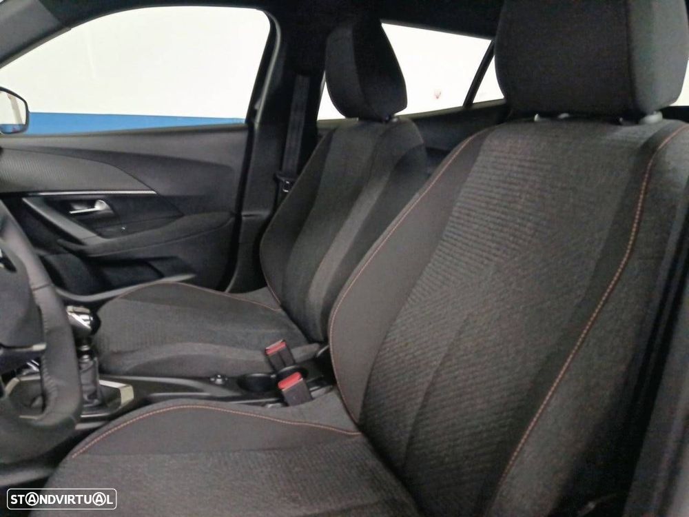 Peugeot 2008 1.2 PureTech Style - 9