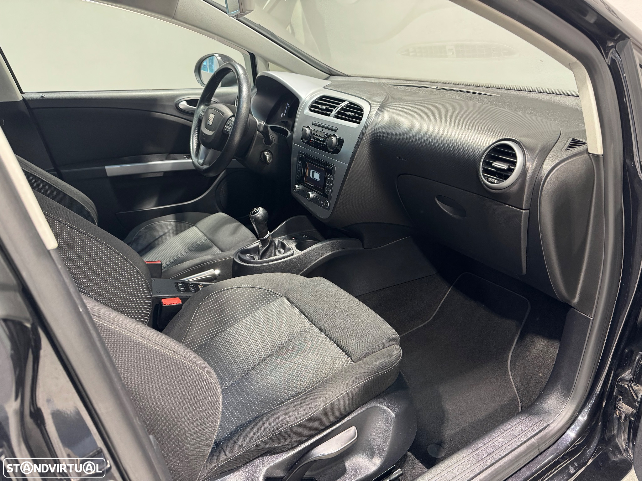 SEAT Leon 1.6 TDI Ecomotive Sport Start/Stop - 12