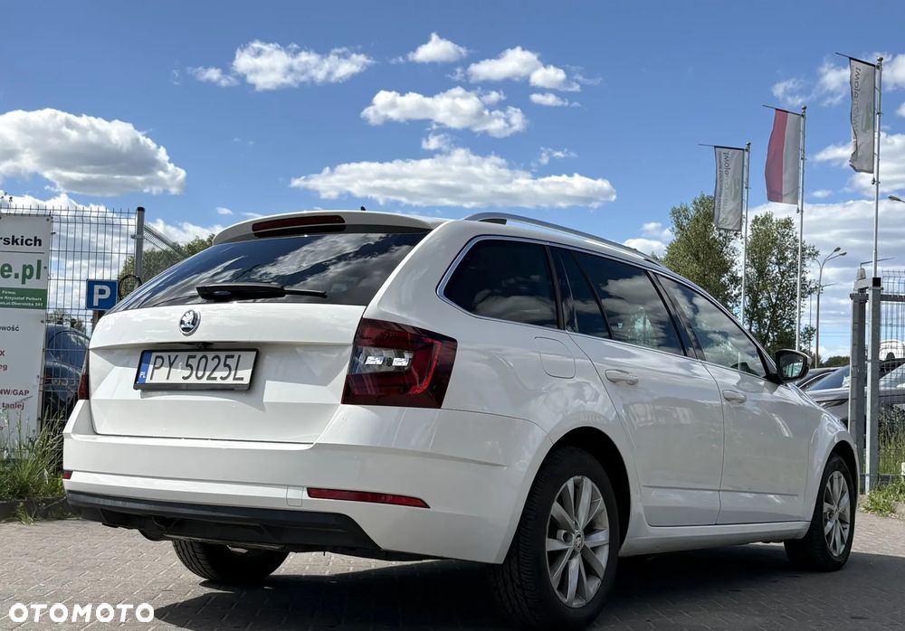 Skoda Octavia 2.0 TDI DSG Style - 7
