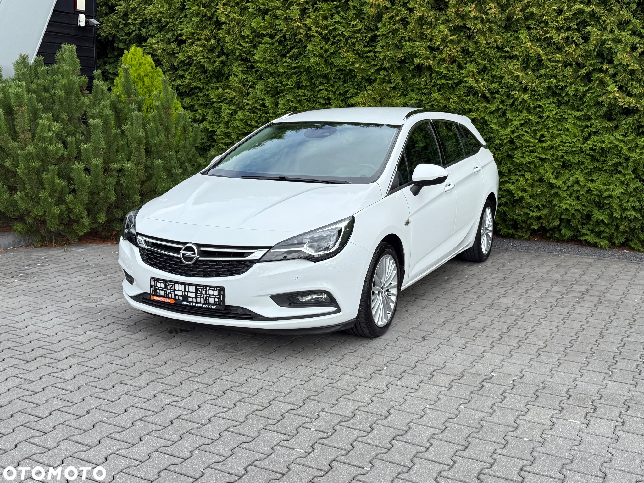 Opel Astra - 2