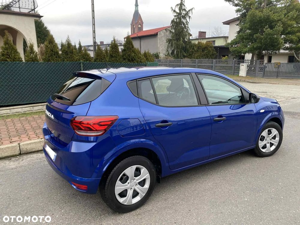 Dacia Sandero SCe 65 Essential - 32