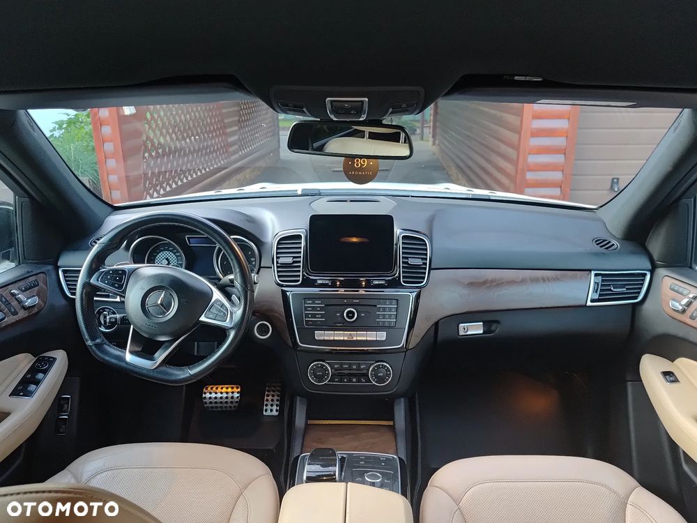 Mercedes-Benz GLE - 7