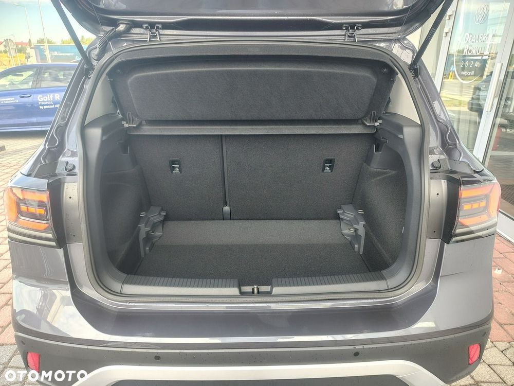 Volkswagen T-Cross - 13