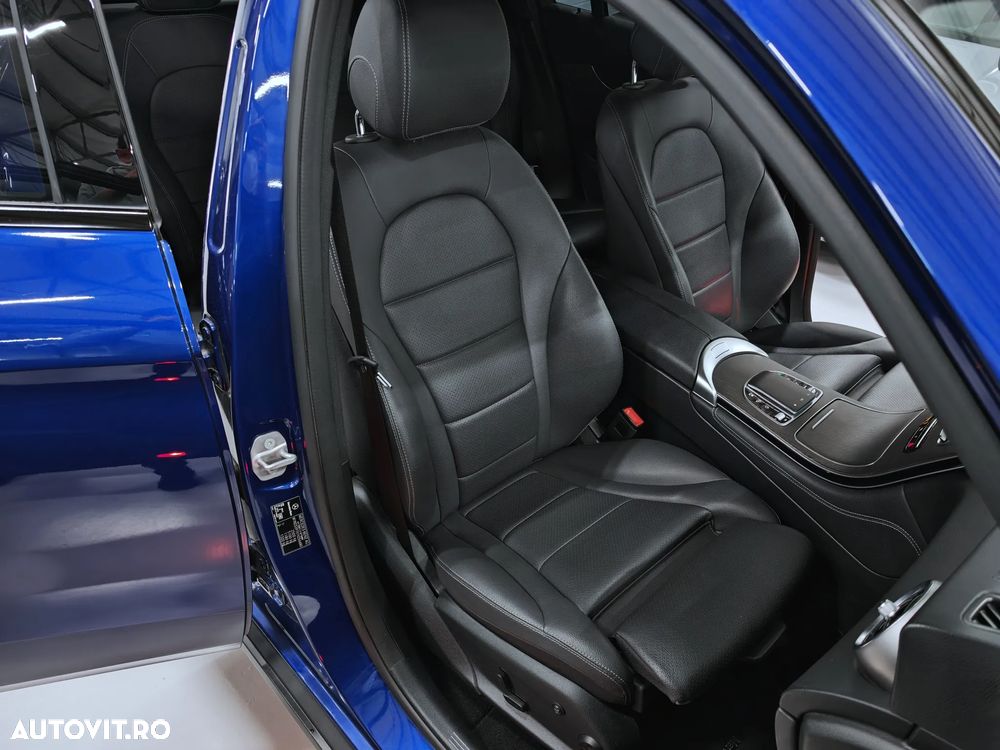 Mercedes-Benz GLC 220 d 4MATIC 9G-TRONIC - 10