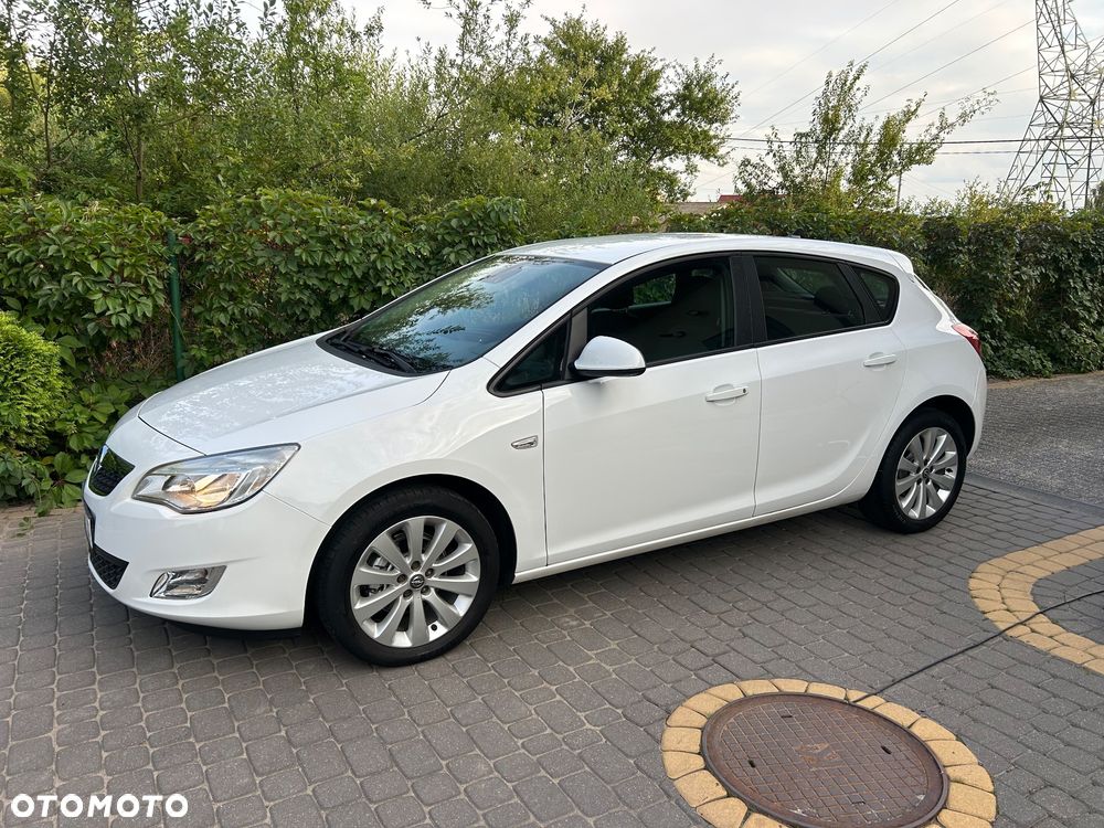 Opel Astra 1.4 ecoFLEX - 2