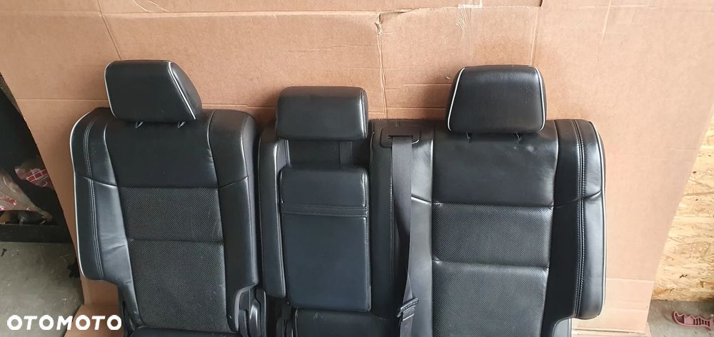 Fotele przód tył kanapa skóra komplet Overland Jeep Grand Cherokee WK2 - 4