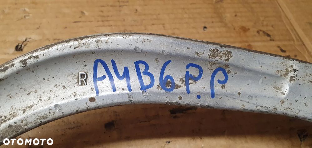 Wahacz prawy przód przedni Audi A4 B6 - 5